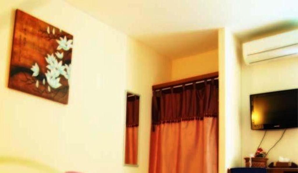 Vareevara Apartment Бангкок Экстерьер фото